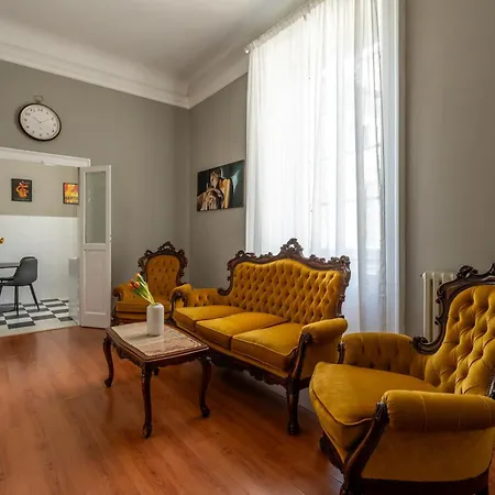 Nerino House, Elegante e tranquillo appartamento a 5 minuti dal Duomo-2